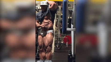 LOOK: Phil Heath Shows Off Crazy Abs After Training .